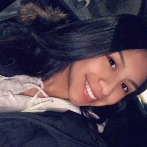 Meet your Posher, Miriam